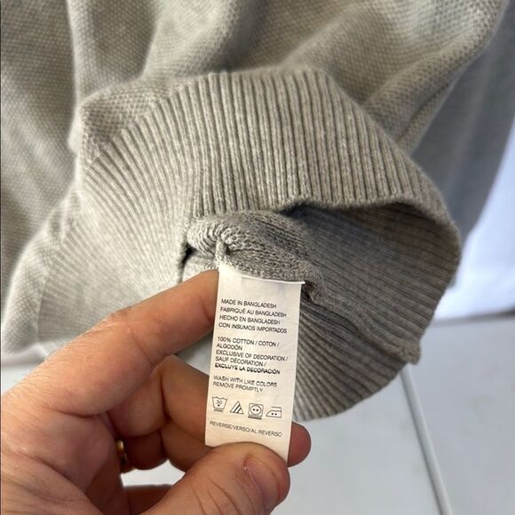 IZOD Men's Gray Half-Zip Sweater - Picture 4 of 4